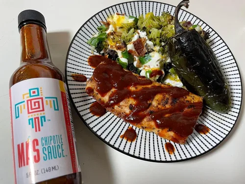 Vista 4 de MAS Salsa picante Chipotle - Galardonada - Salsa gourmet (sin gluten), 5 onzas