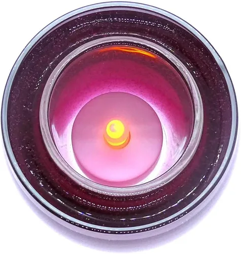 Vista 2 de Vela de vino perfumada Merlot sin llama en soporte de vidrio para trabajo en casa y regalo, fabricada en Estados Unidos por The Gel Candle Company