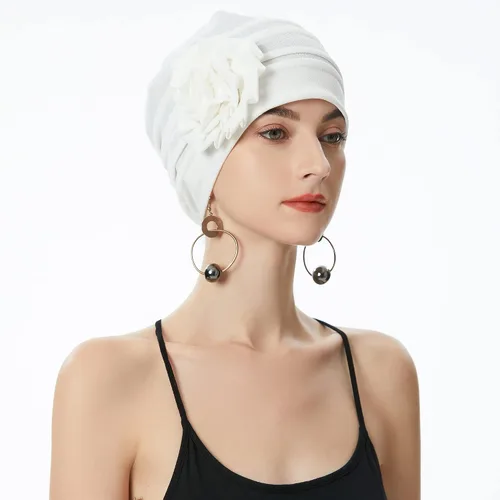 Vista 5 de ZLYC Gorro de verano para mujer, gorro elástico de quimioterapia con flores Blanco floral