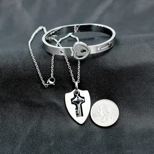 Vista 7 de Uloveido Collar con colgante de llave de escudo y pulsera de bloqueo para niñas y niños, juego de pulsera para hombres y mujeres, regalo