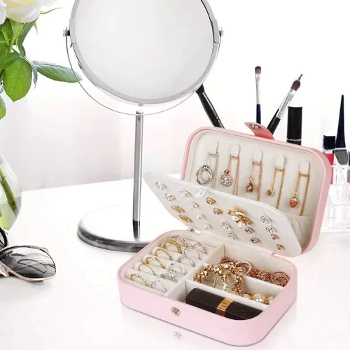 Vista 6 de DREAMGLAMOUR Joyería de viaje caja de viaje de doble capa joyero de viaje regalo para mujeres niñas con 6 pulseras de regalo collar aretes anillos