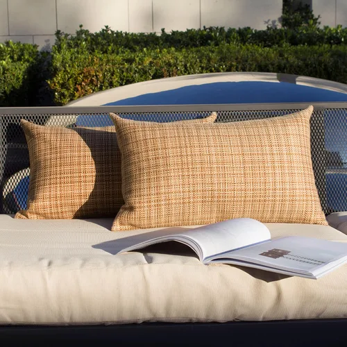Vista 45 de Kevin Textile - Juego de 2 fundas de almohada decorativas para exteriores, impermeables, para jardín, patio, tienda de campaña, sofá, de 16 x 16