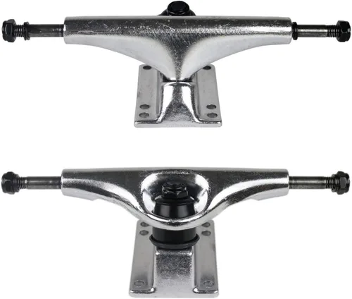 Vista 2 de Moose Patineta completa Dip White 7.5" con camiones plateados y ruedas negras