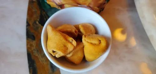 Vista 7 de Samosa 400gm. - Paquete Haldiram's de 2