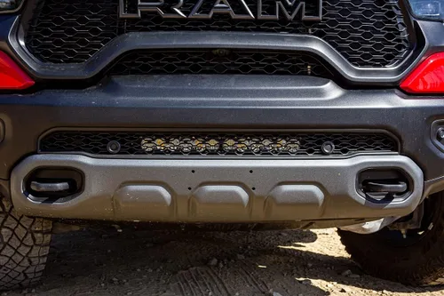 Vista 3 de Baja Designs OnX6+ - Kit de luces LED para parachoques de barra de 20 pulgadas para Dodge Ram 1500 Rebel; camión 1500 TRX