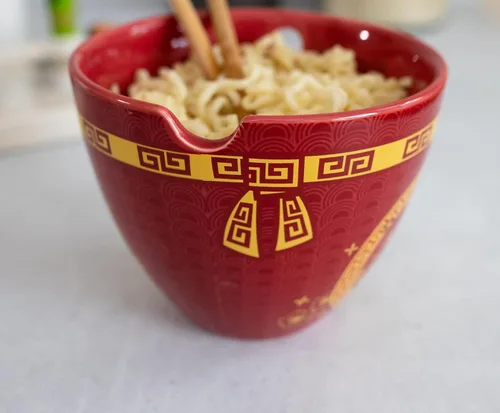 Vista 3 de Boom Trendz Year Of The Dragon - Juego de cerámica del zodiaco chino Incluye cuenco de fideos ramen de 16 onzas y palillos de madera, plato