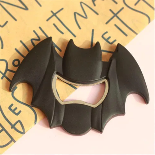 Vista 5 de Abridor de botellas con forma de Batman, imán para refrigerador, abridores de botellas de cerveza, abridor de botellas de regalo para suministros