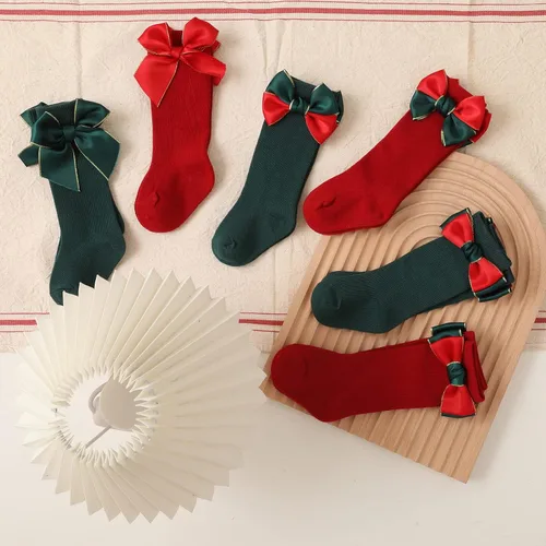 Vista 3 de Rarjuiey 2 pares de calcetines de Navidad para bebés y niñas pequeñas, medias de lazo alto hasta la rodilla, calcetines de algodón para recién