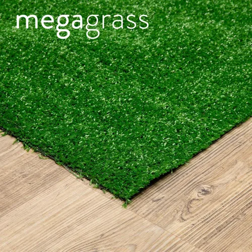 Vista 4 de Alfombra de césped artificial precortada de 6 x 8 pies Césped artificial verde para perros, deportes y juegos Almohadilla de césped precortada