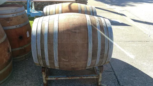 Vista 2 de Barril de vino de roble macizo del Valle de Napa de Wine Barrel Creations