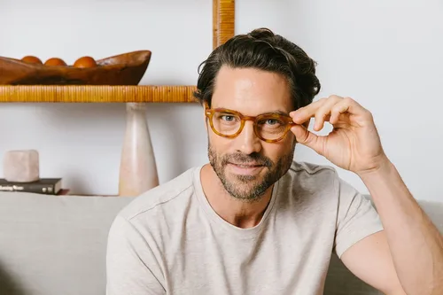 Vista 4 de Peepers by PeeperSpecs Gafas de lectura con bloqueo de luz azul Headliner para hombre