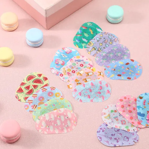 Vista 4 de Copkim 40 parches adhesivos para los ojos para niños y niñas, lindo parche para ojos de niños pequeños, colorido y transpirable, parche perezoso