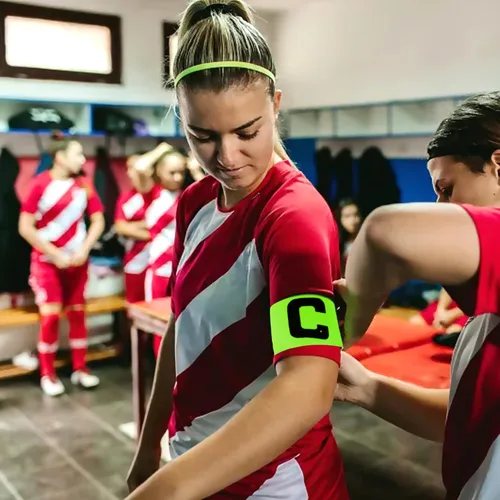 Vista 5 de Honbay 6 pulseras elásticas para capitán, fútbol y fútbol, deportivas, bandas ajustables para jóvenes y adultos, para competición o entrenamiento