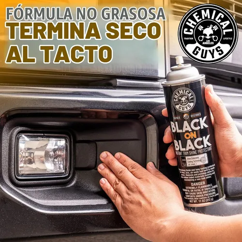 Vista 10 de Limpia todo y súper limpiador multiuso a base de cítricos de Chemical Guys, CLD_101, Negro For cars, trucks, and SUVs, sprayable quick dressing
