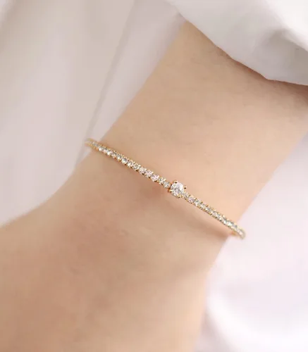 Vista 27 de OZEL - Pulseras para mujer, chapados en oro real de 18 quilates, pulseras de oro de cristal colorido para regalos