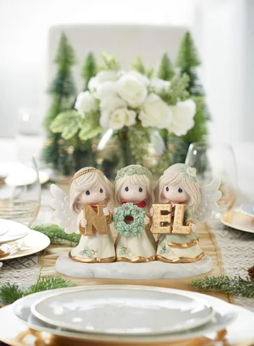 Vista 5 de Precious Moments 231035 Joyeux Noel - Figura de porcelana de bisque de edición limitada