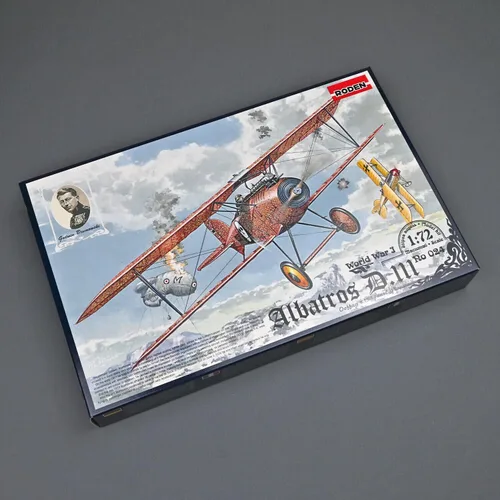 Vista 2 de Roden Albatros D.III Oeffag S.153 - Kit de modelo de avión de caza alemán Sesquiplane