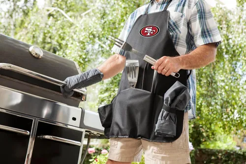 Vista 2 de Picnic TIME NFL BBQ Delantal Tote Pro Grill Set