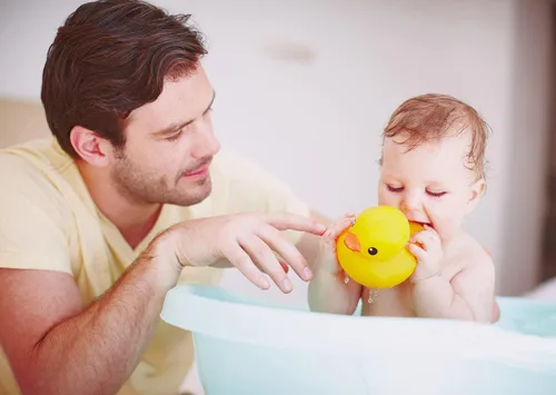 Vista 2 de CICITOYWO Patos de goma amarillos, juguetes de baño grandes para preescolar, tina flotante, patos chirriantes, regalo para baby shower, bebés, niños