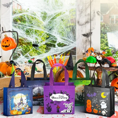 Vista 4 de Sweetude 50 bolsas de Halloween para dulce o truco, bolsas de regalo de Halloween a granel con asas para fiesta, reutilizables, bolsa de dulces