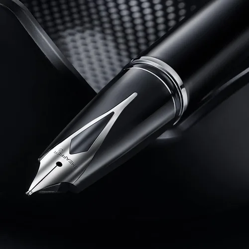 Vista 2 de Sheaffer Legacy 9064 - Pluma estilográfica, punta mediana con incrustaciones de oro PVD de 14 quilates, acabado de laca negra con borde cromado