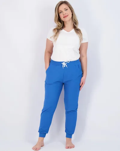 Vista 4 de Real Essentials - Pantalones, paquete de 3 unidades Real Essentials - Pantalones deportivos de yoga ultra suaves para mujer con bolsillos y cordón