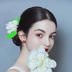 Vista 5 de OHINGLT Pendientes de clip de mariquita para mujer, aretes de plata con diseño de mariquita roja