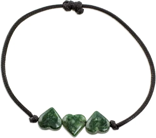 Vista 5 de NOVICA Pulsera con colgante de jade hecha a mano con corazón de Guatemala de algodón 'Maya Love in Green', Sin gemas. jade
