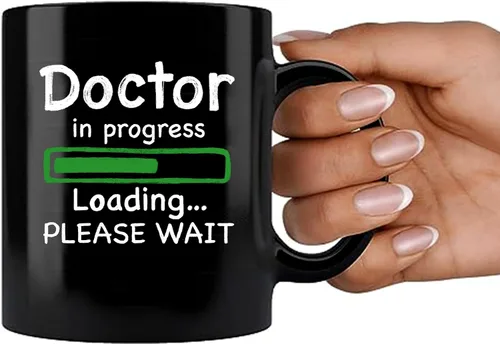 Vista 7 de Panvola Doctor in Progress Loading Doctor - Taza divertida de graduación para estudiantes de doctorado en medicina, taza de cerámica, 11 onzas, Negro