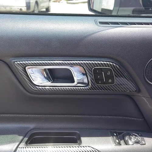 Vista 5 de AOKIO Cubierta de marco de interruptor de manija compatible con Ford Mustang 2015 2016 2017 2018 2019 2020 2021 2022 2023 2024 Accesorios