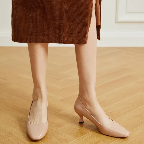 Vista 3 de Trary Zapatos de tacón de gatito para mujer, zapatos de vestir clásicos con punta cuadrada, zapatos casuales de tacón bajo cerrado para mujer oficina