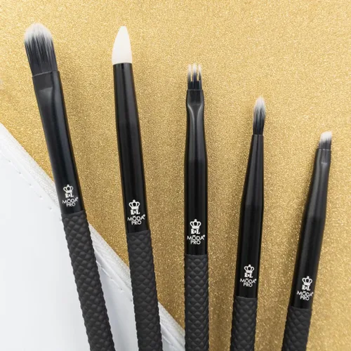 Vista 3 de MODA Pro 6pc Graphic Eye Makeup Brush Set con bolsa de viaje, estuche de viaje