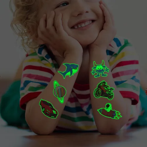 Vista 4 de CHARLENT 204 tatuajes temporales luminosos envueltos individualmente para niños, tatuajes divertidos que brillan en la oscuridad para niños y niñas