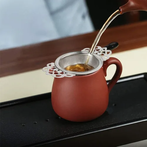 Vista 2 de Picowe Paquete de 2 coladores de té, coladores de té plateados de acero inoxidable para té suelto de malla fina para boca de taza de 2.5 a 4 pulgadas