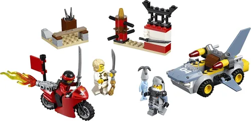 Vista 4 de LEGO Juniors Shark Attack 10739 Kit de construcción (108 piezas)