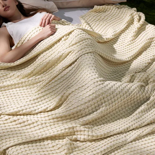 Vista 51 de Bedsure - Manta XL de punto gofre de algodón refrescante - Manta ligera y transpirable de rayón derivado de bambú para personas que se acaloran al