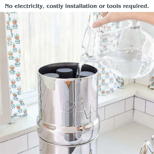 Vista 4 de Travel Berkey - Filtro de agua alimentado por gravedad con 2 elementos Black Berkey – Disfruta de agua potable mientras acampas, casas rodantes