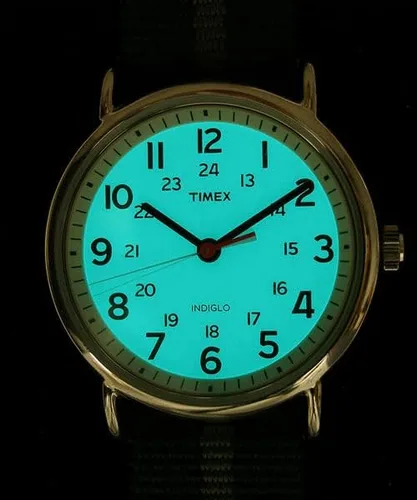 Vista 10 de Timex Reloj unisex Weekender de 1.496in, Negro, Weekender Slip Through - Reloj de correa de nailon