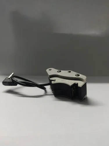 Vista 3 de Excavadora Rc Cubo Cambiador rápido, para HUINA K336 K961 excavadora rc Cubo de metal completo Conector de enganche rápido Reemplazo adultos RC