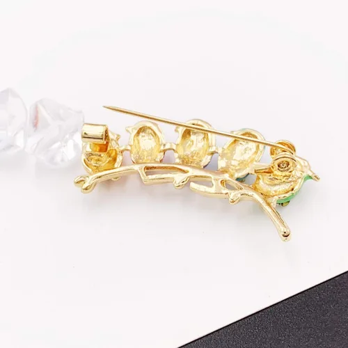 Vista 3 de Broche multicolor lindo pájaro cristal tono dorado