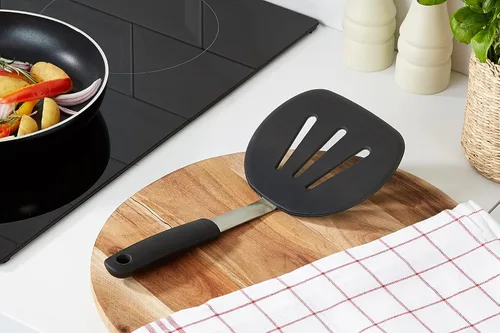 Vista 3 de OXO Good Grips espátula/espumadera de panqueque de nailon flexible, ninguno , Negro
