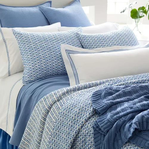 Vista 8 de Pine Cone Hill Tyler - Funda de almohada acolchada índigo, tamaño estándar, patrón gráfico azul