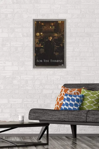 Vista 2 de Trends International Juego de tronos - Póster de pared de Arya Stark, 14.725 x 22.375 pulgadas, versión enmarcada de madera de granero