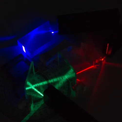 Vista 3 de Tech Light Lab Kit de mezcla de colores LED Grados 2-8 RGB Kids Optics Experiments
