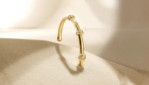 Vista 4 de CIUNOFOR Pulsera chapada en oro de 18 quilates para mujer, adolescente, con circonitas cúbicas, joyería con bisagras, con cristal, ovalada, amor