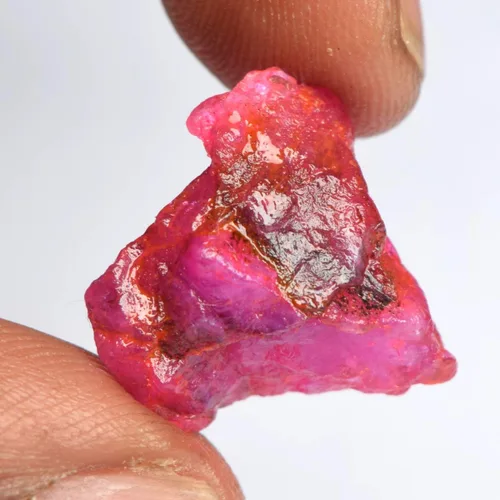 Vista 2 de Piedra curativa rubí rojo 600 natural áspero rubí suelta piedra para joyas y usos múltiples