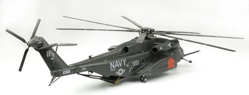 Vista 2 de Platz /Italeri 1/72 US Navy Minesweeping Transport Helicopter MH-53E Seadragon HM-14 Vanguard Modelo de plástico TPA-18 Color moldeado