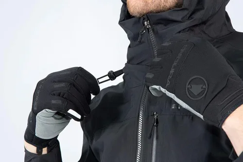 Vista 4 de Endura Traje de ciclismo impermeable SingleTrack para hombre, traje de lluvia MTB de una pieza