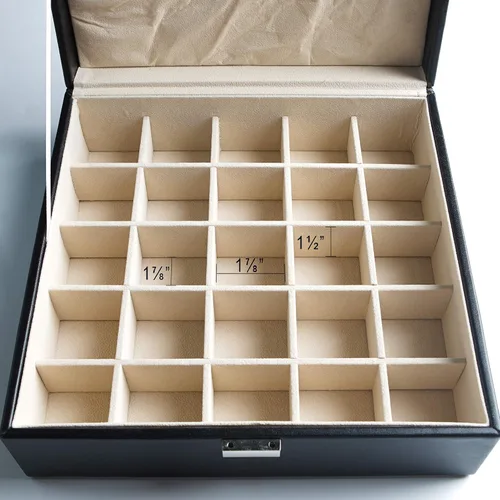 Vista 9 de Frebeauty Paquete de joyero grande de poliuretano una caja de joyería multifuncional (negro) y una caja organizadora de aretes de 50 ranuras (negro)