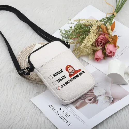 Vista 3 de PWHAOO Bolsa de maquillaje inspirada en las carreras de coches, bolsa de maquillaje para fanáticos, bolsa de cosméticos para carreras, fandom merch